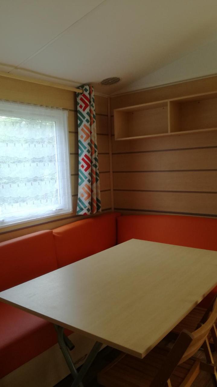 Camping Chantecler Bagneres-de-Luchon ภายนอก รูปภาพ